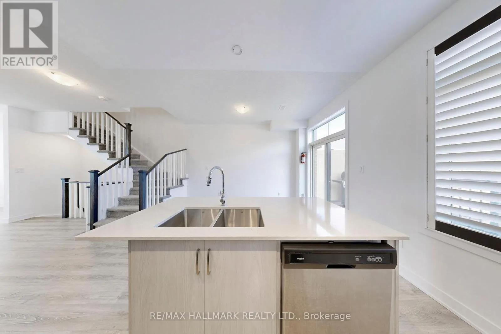 5436 MAIN STREET