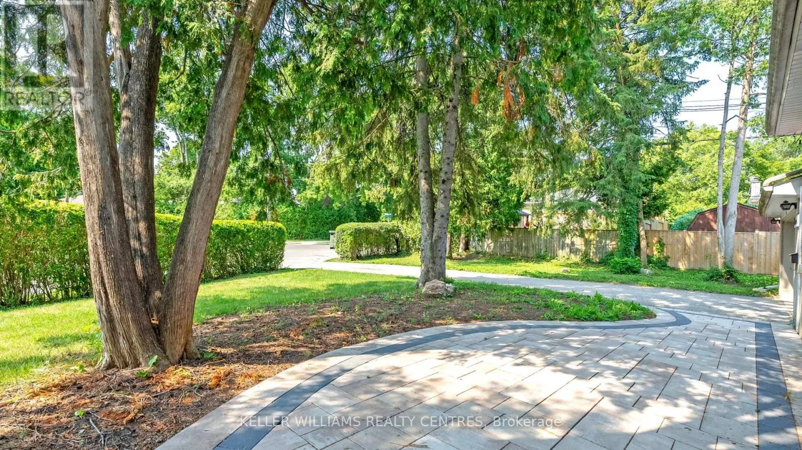 14 ALGONQUIN CRESCENT