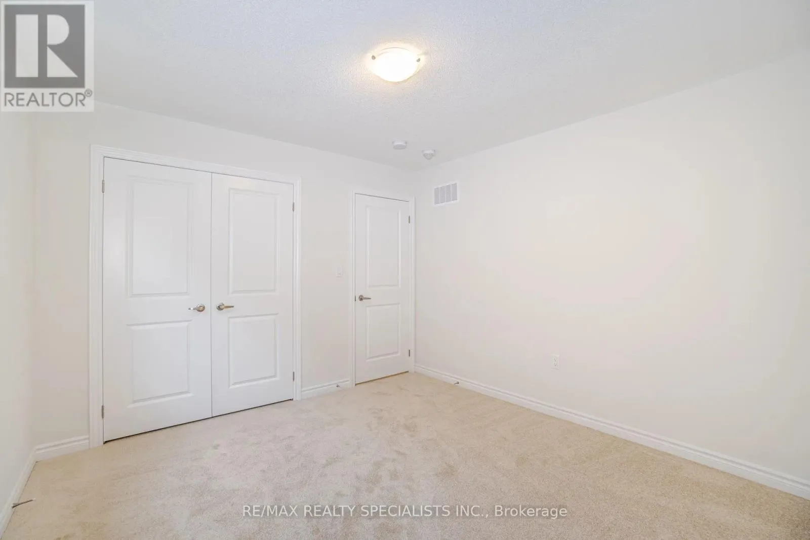 1503 PRENTICE ROAD W