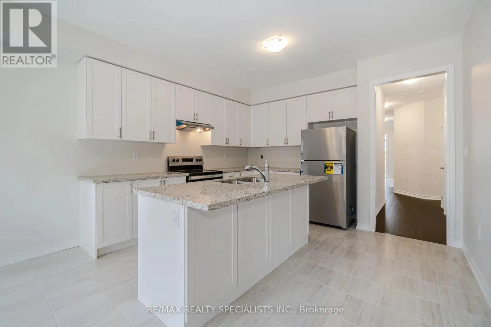 1503 PRENTICE ROAD W