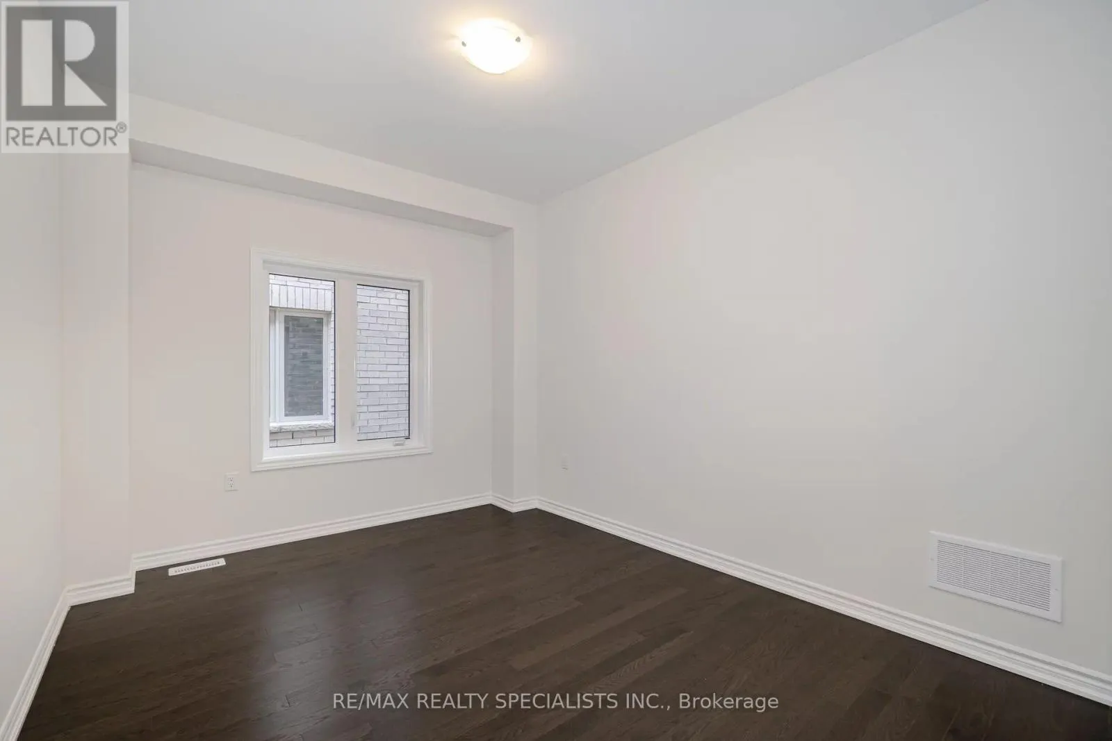 1503 PRENTICE ROAD W
