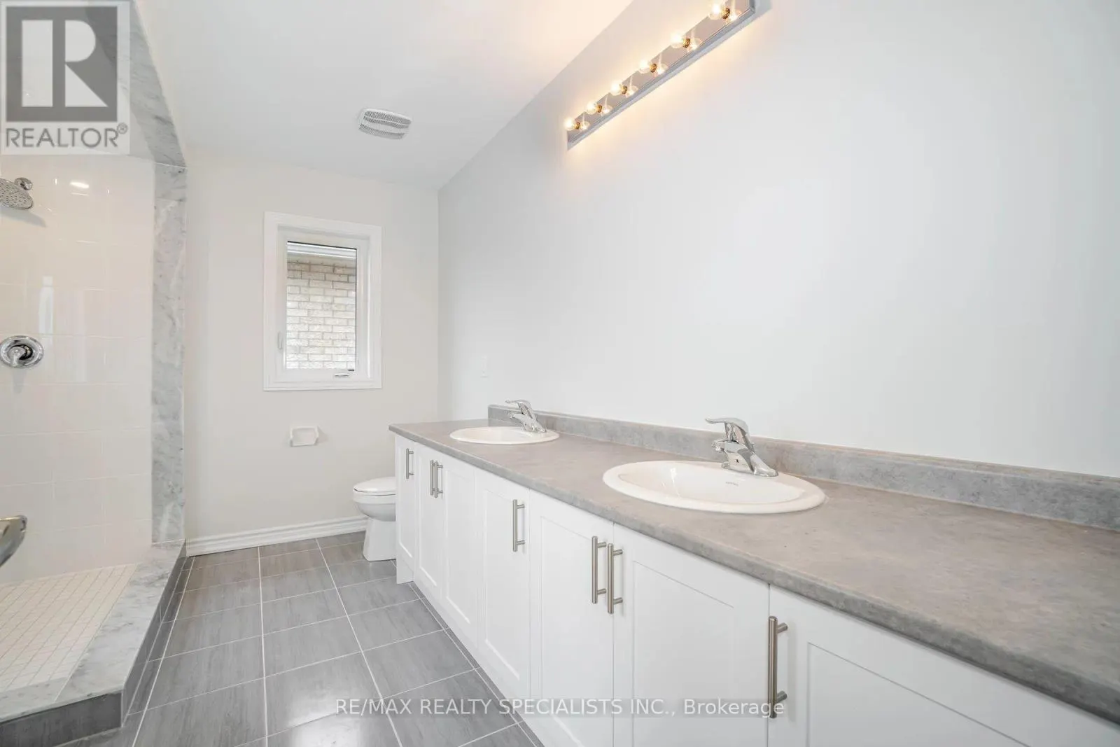 1503 PRENTICE ROAD W