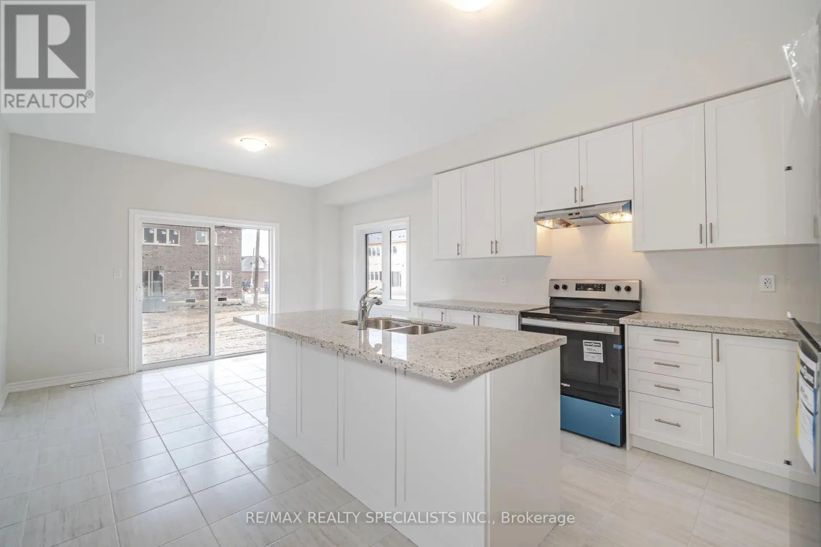 1503 PRENTICE ROAD W