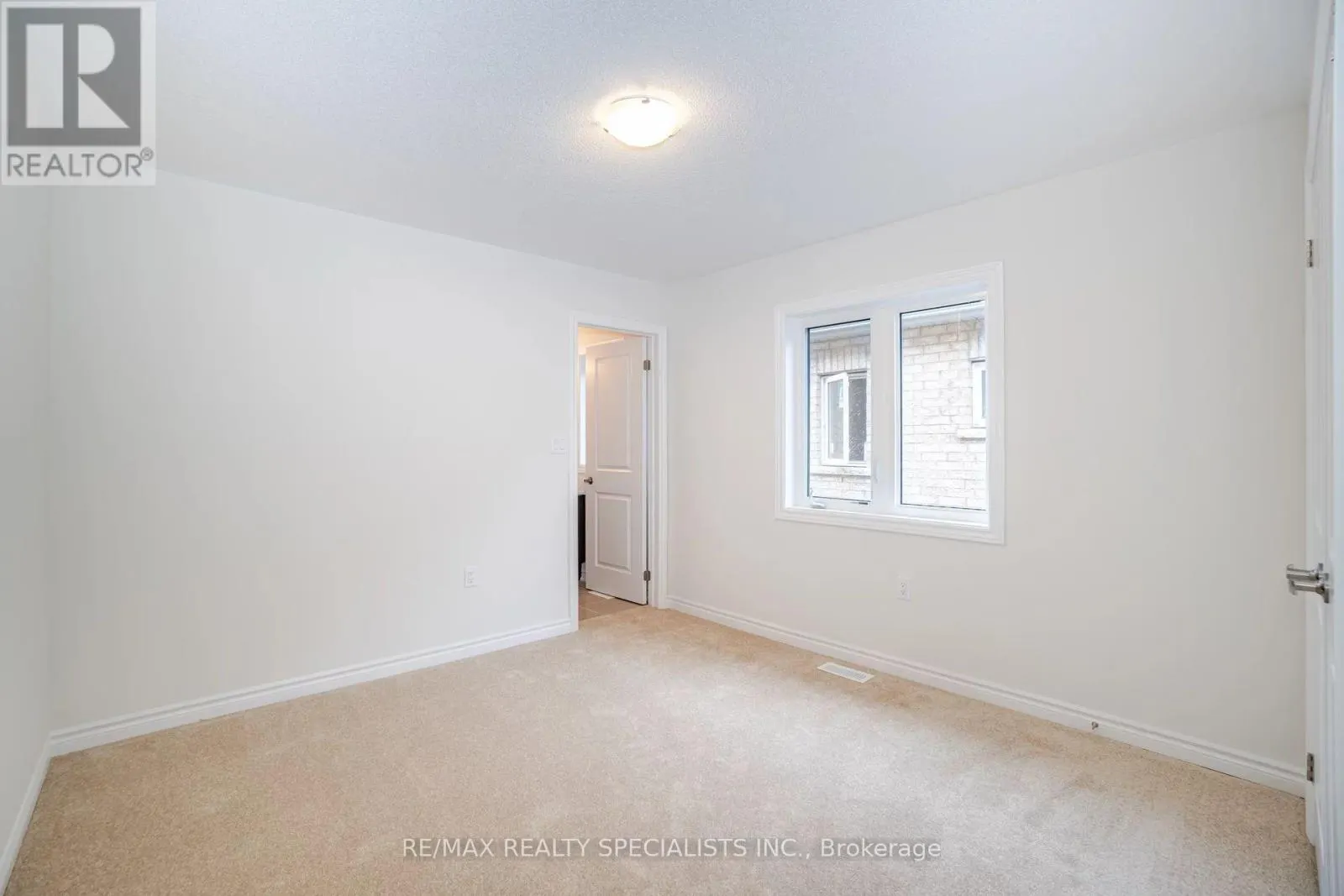 1503 PRENTICE ROAD W