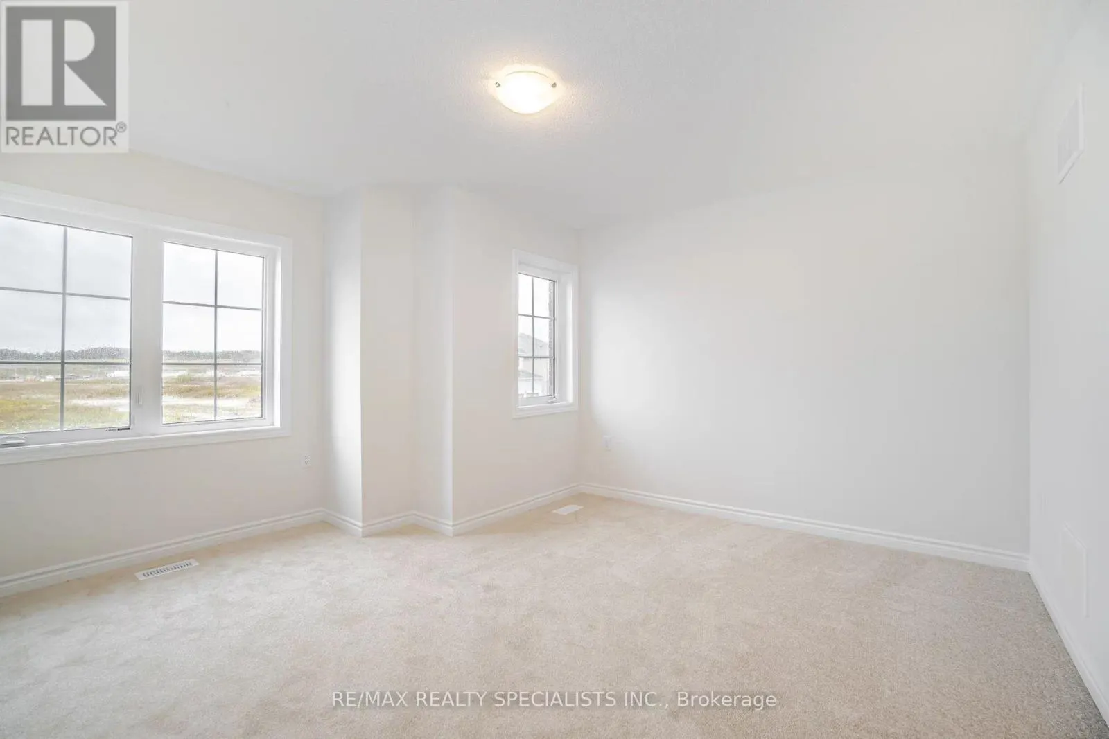1503 PRENTICE ROAD W