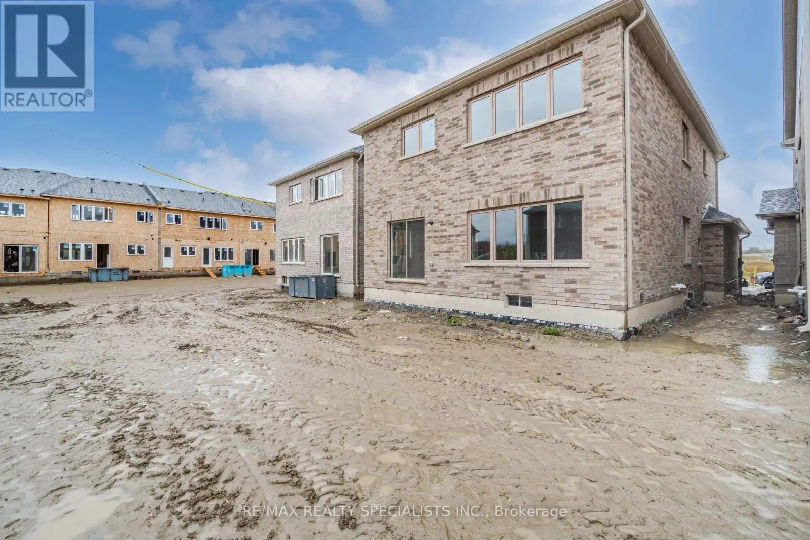 1503 PRENTICE ROAD W