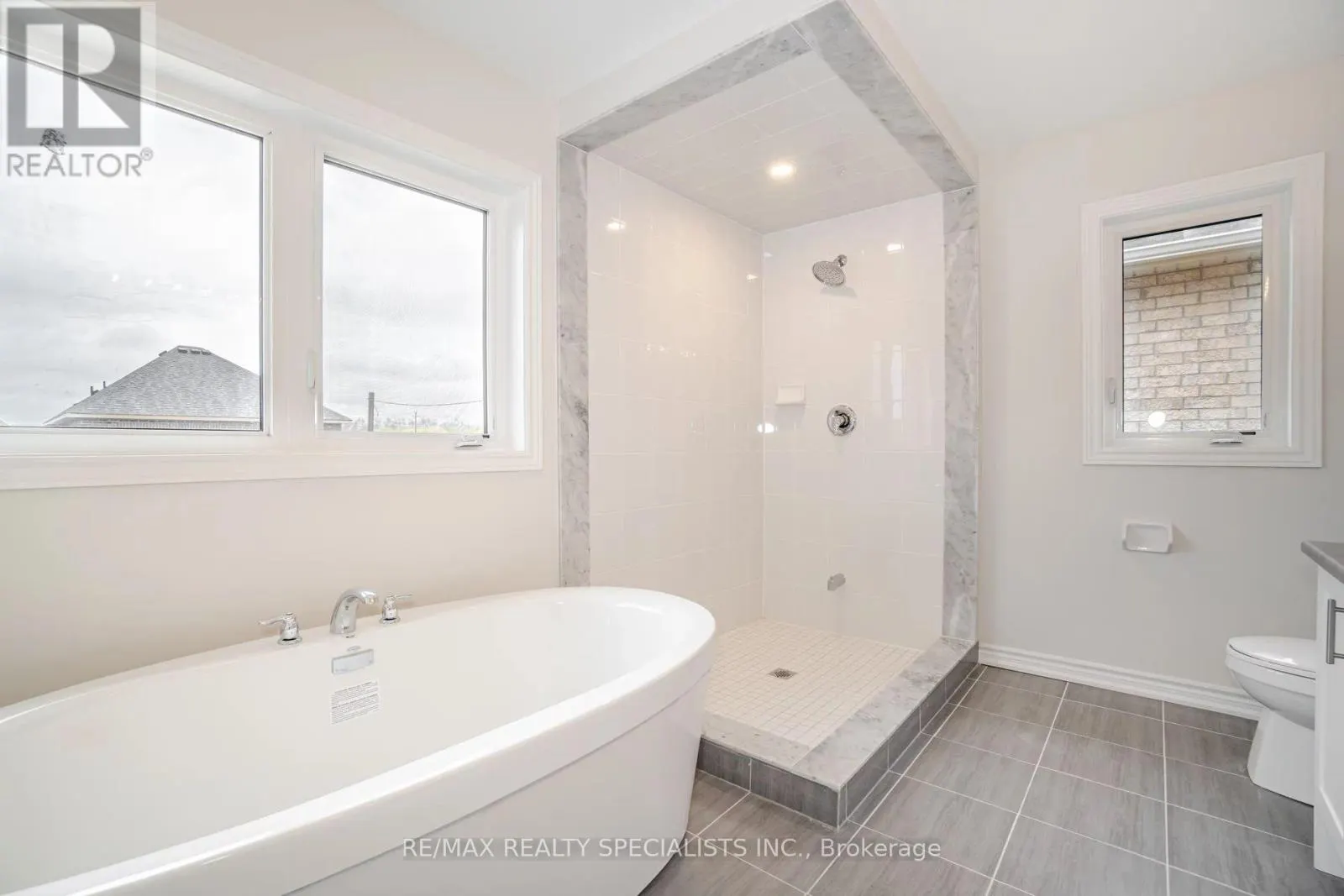 1503 PRENTICE ROAD W