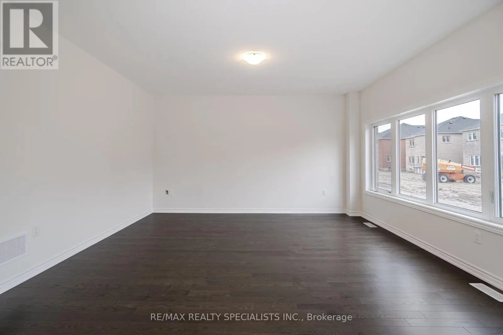 1503 PRENTICE ROAD W