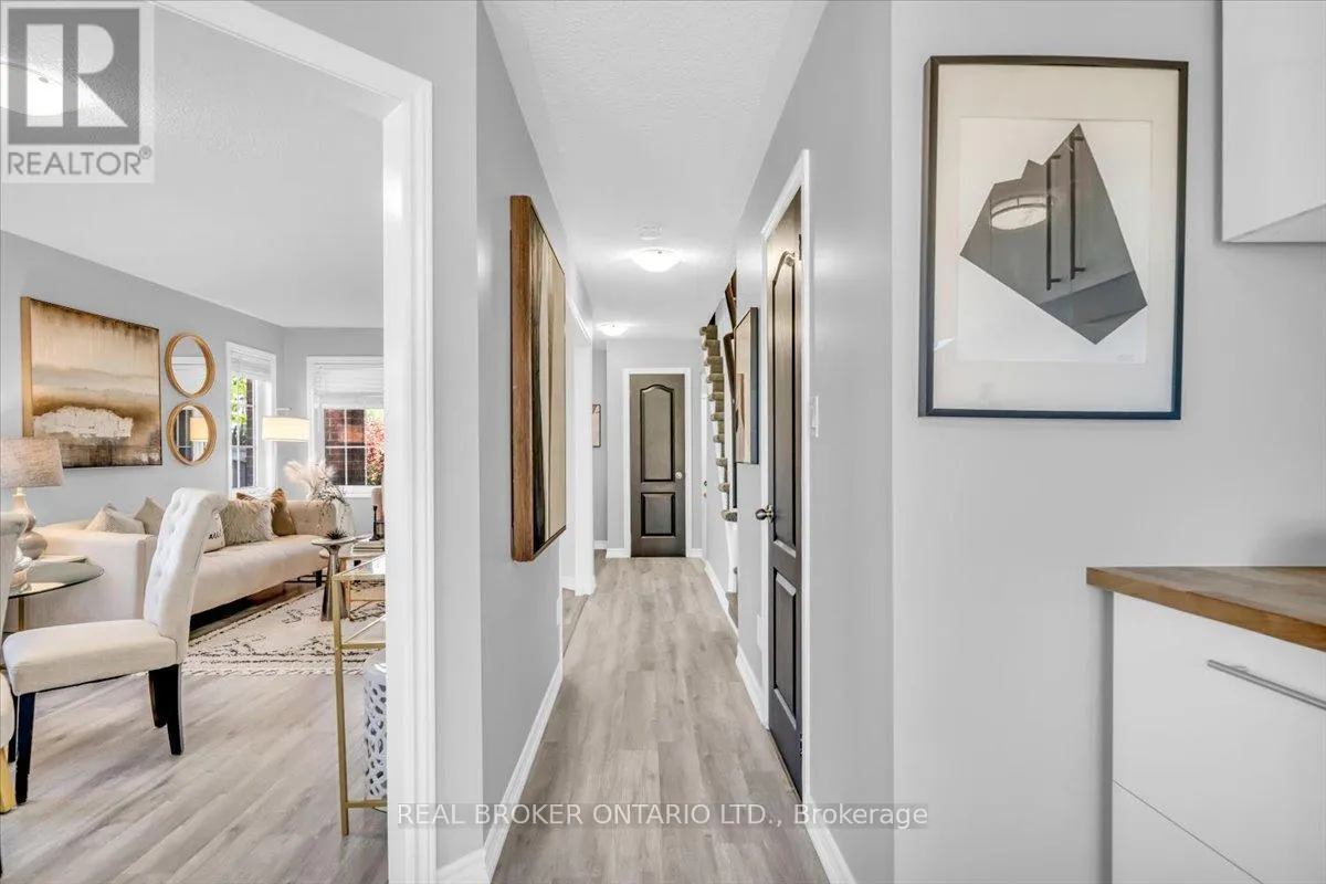 543 HEDDLE CRESCENT