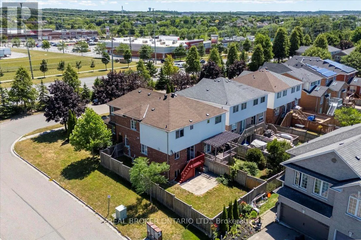 543 HEDDLE CRESCENT