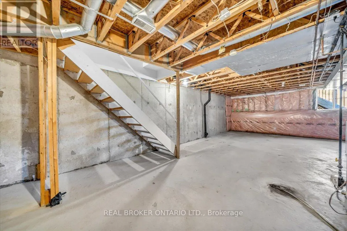 543 HEDDLE CRESCENT
