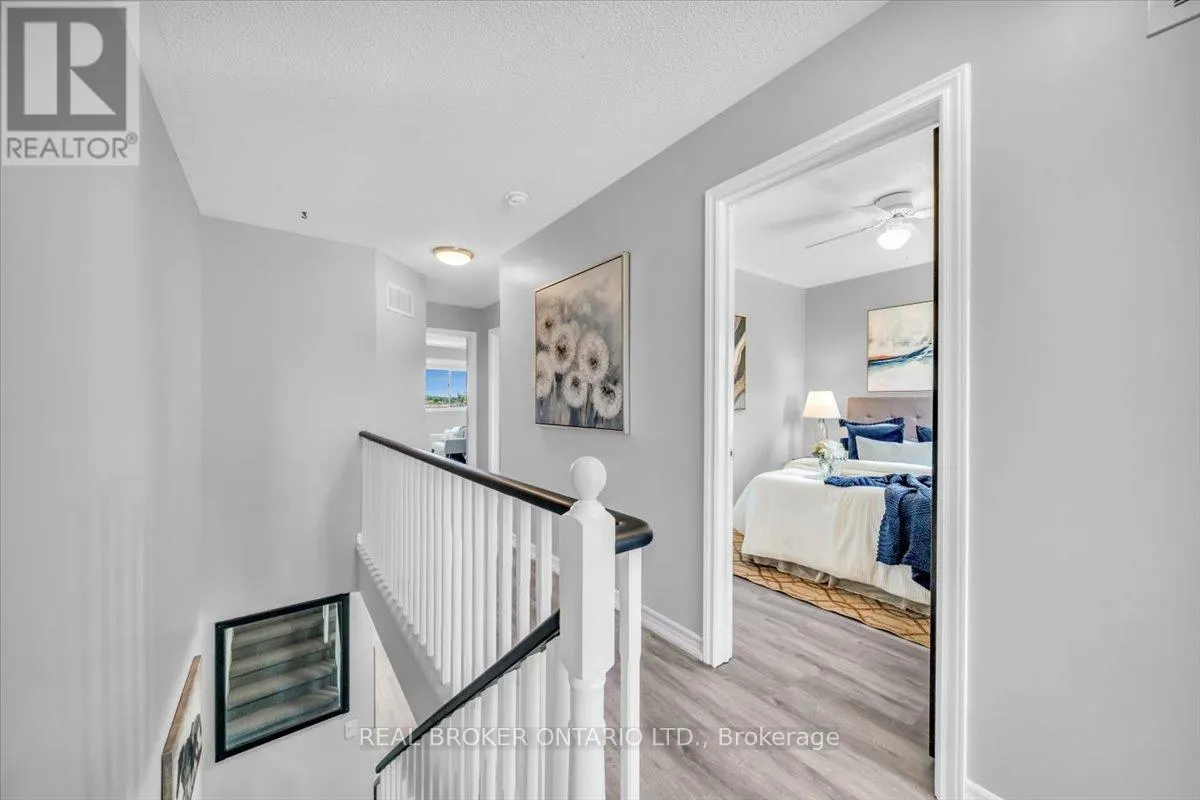 543 HEDDLE CRESCENT