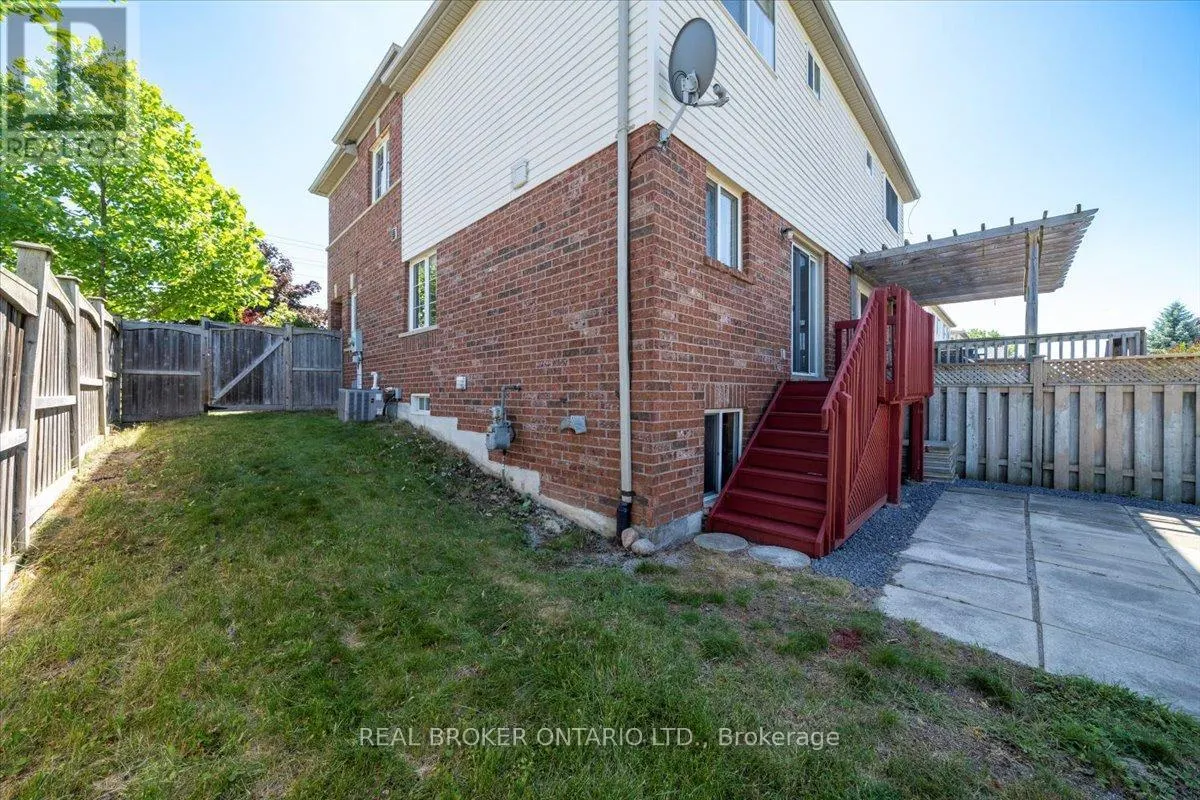 543 HEDDLE CRESCENT