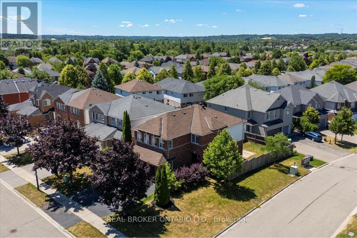 543 HEDDLE CRESCENT