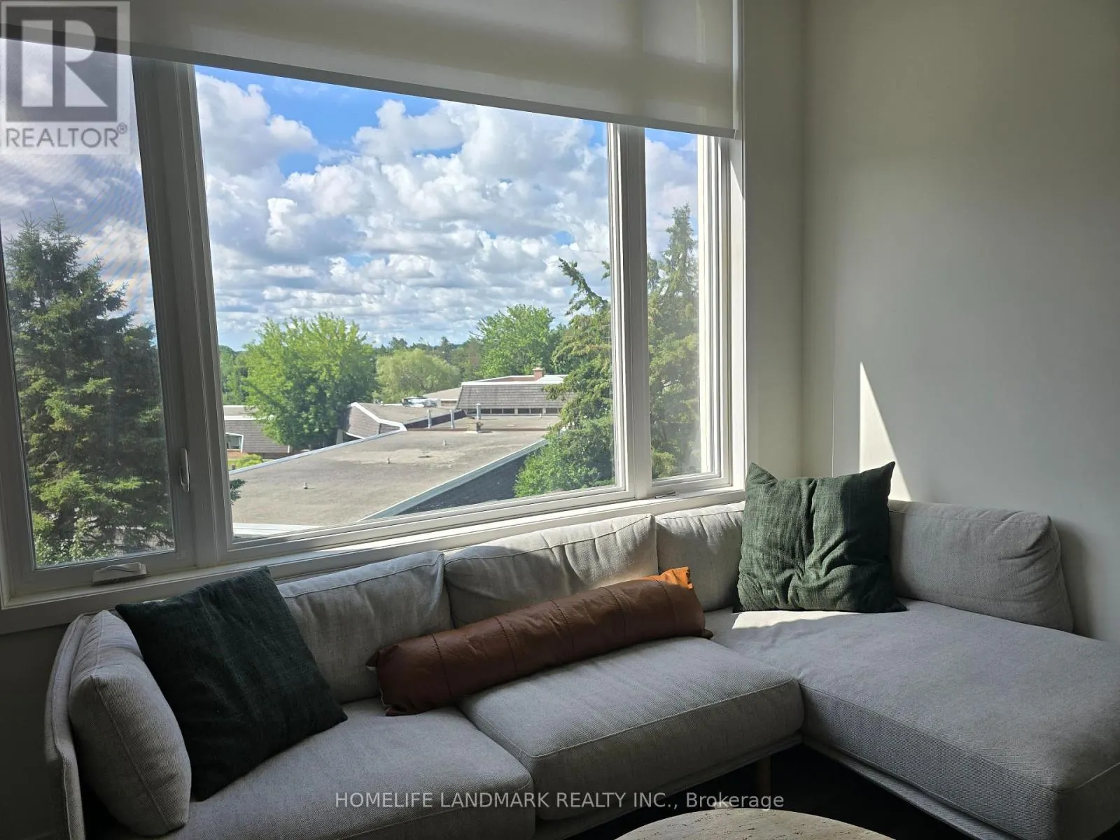 1423 - 15 DAVID EYER ROAD