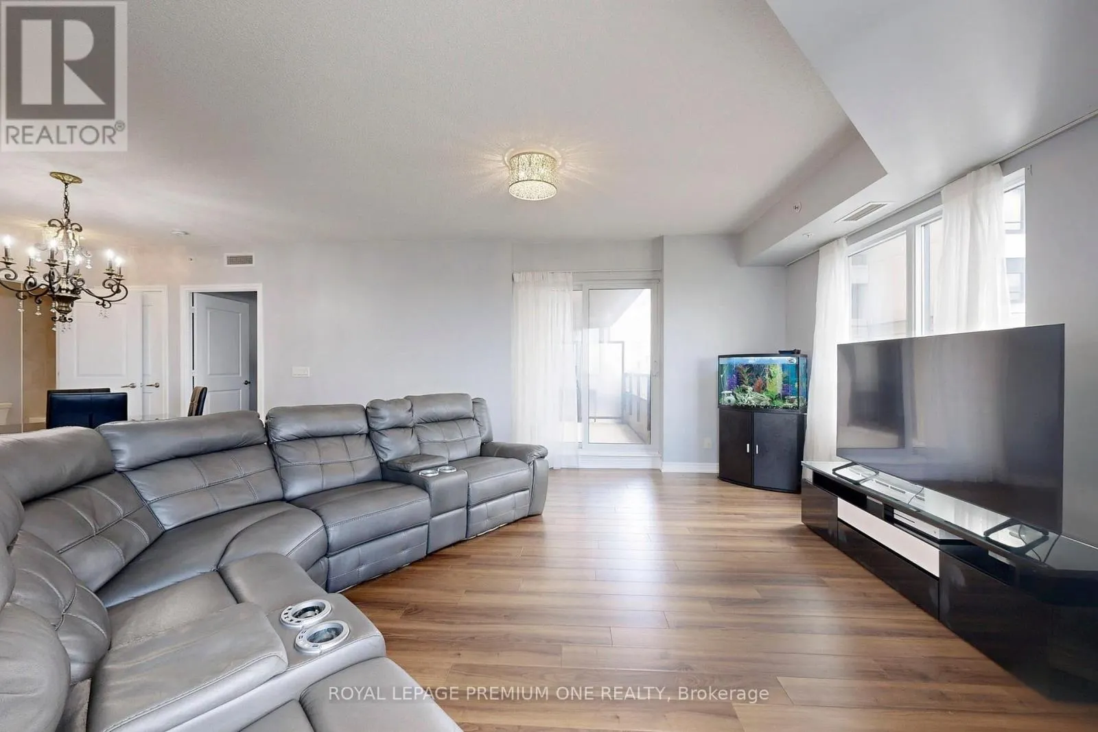 1202 - 9255 JANE STREET N