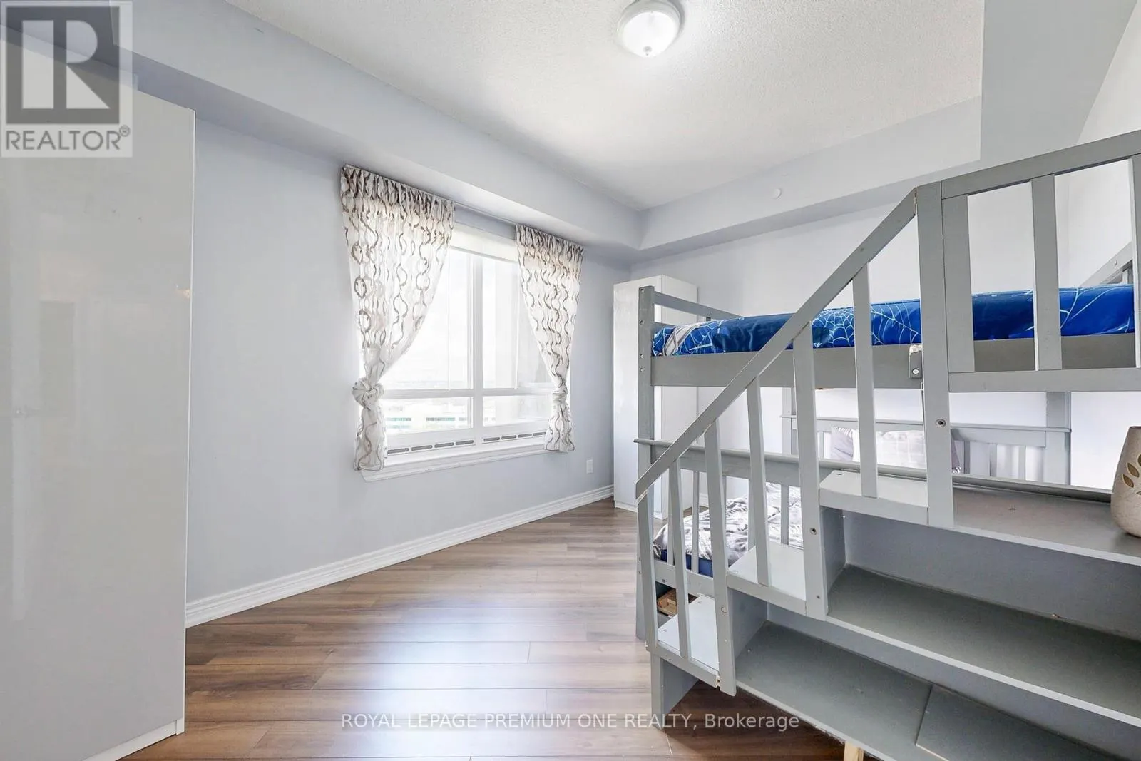 1202 - 9255 JANE STREET N