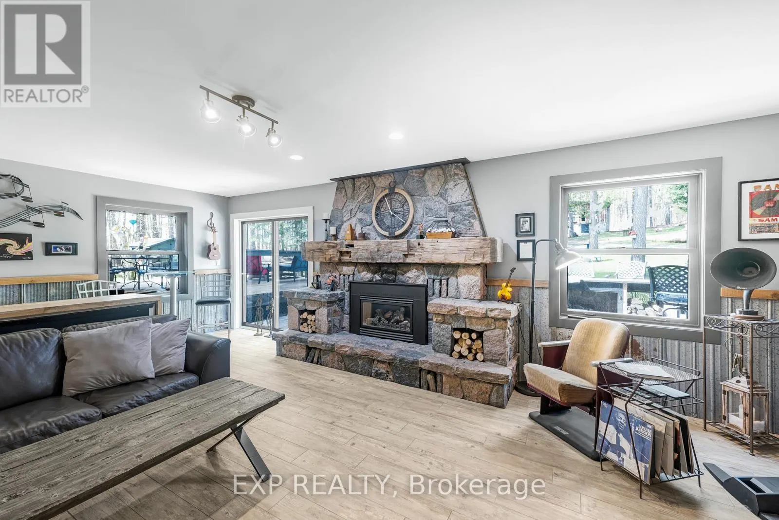 4580 CONCESSION 6 ROAD