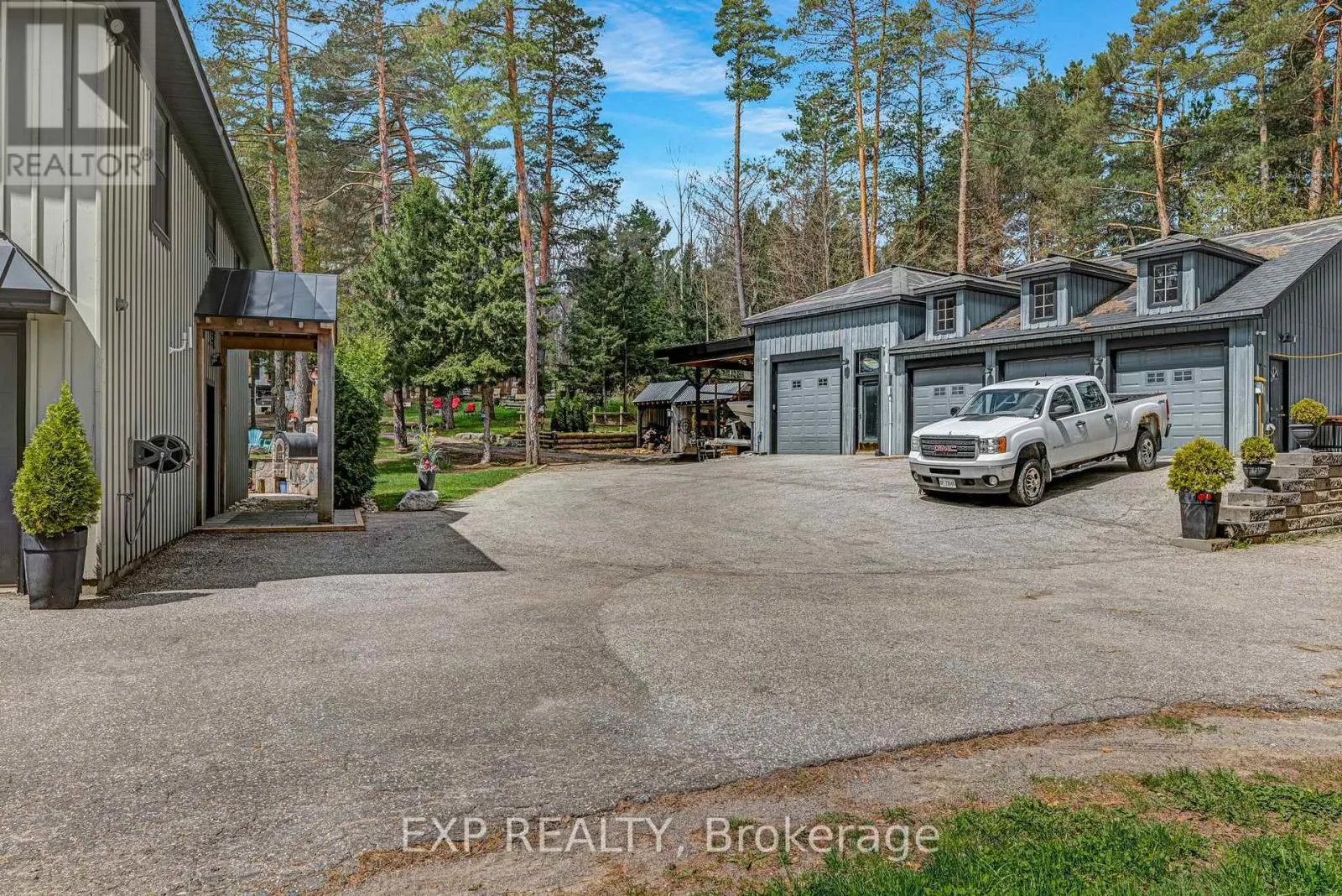 4580 CONCESSION 6 ROAD