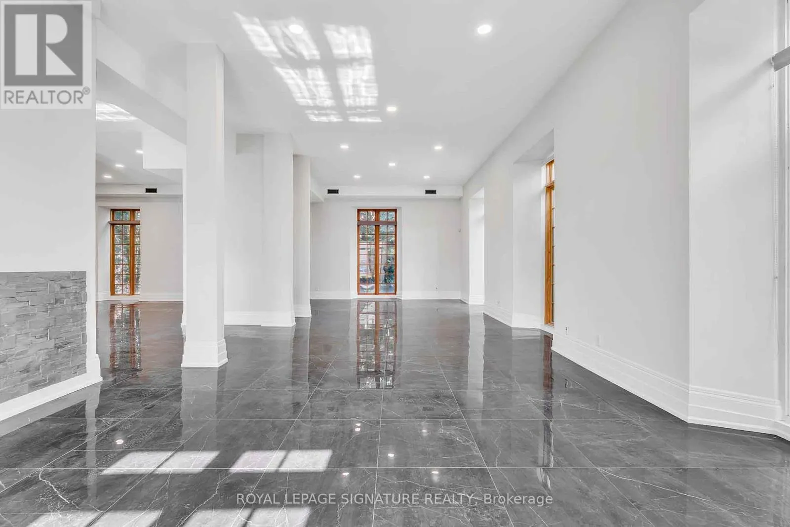 83 DAWSON MANOR BOULEVARD