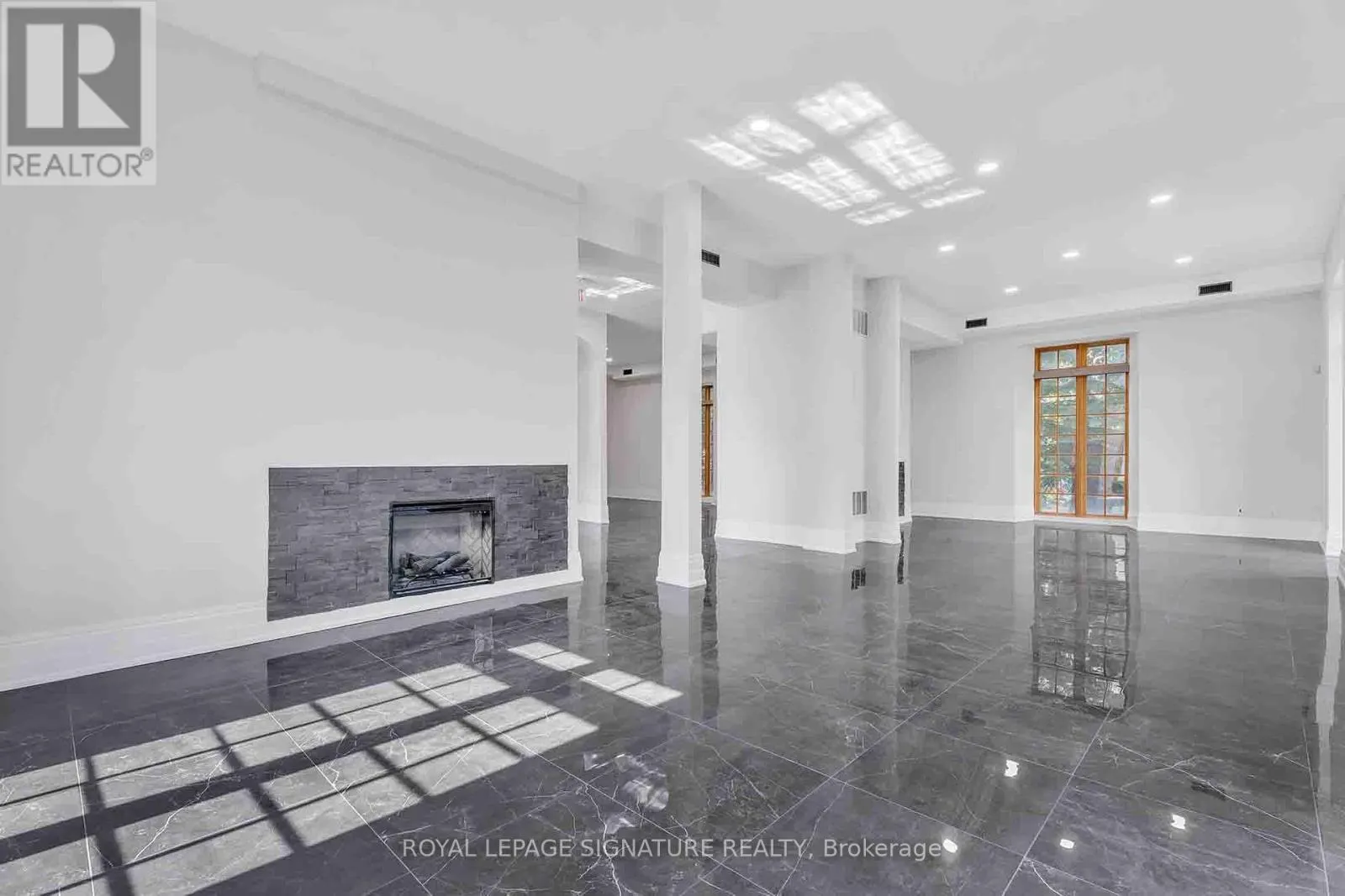 83 DAWSON MANOR BOULEVARD