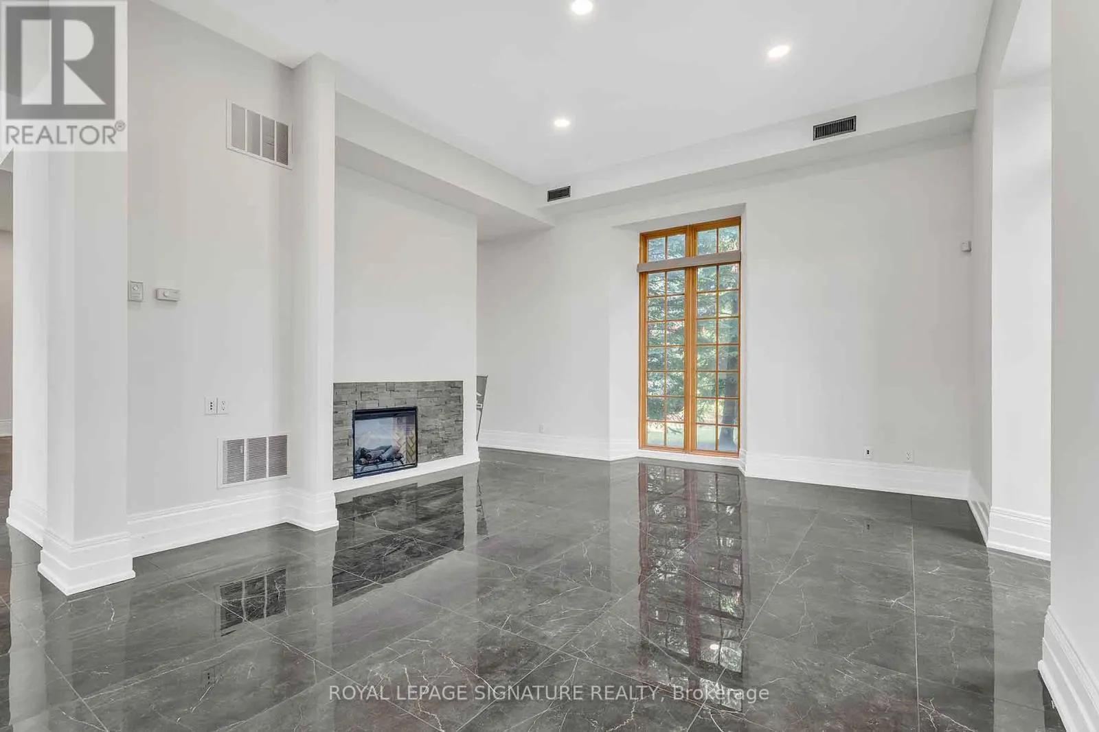 83 DAWSON MANOR BOULEVARD