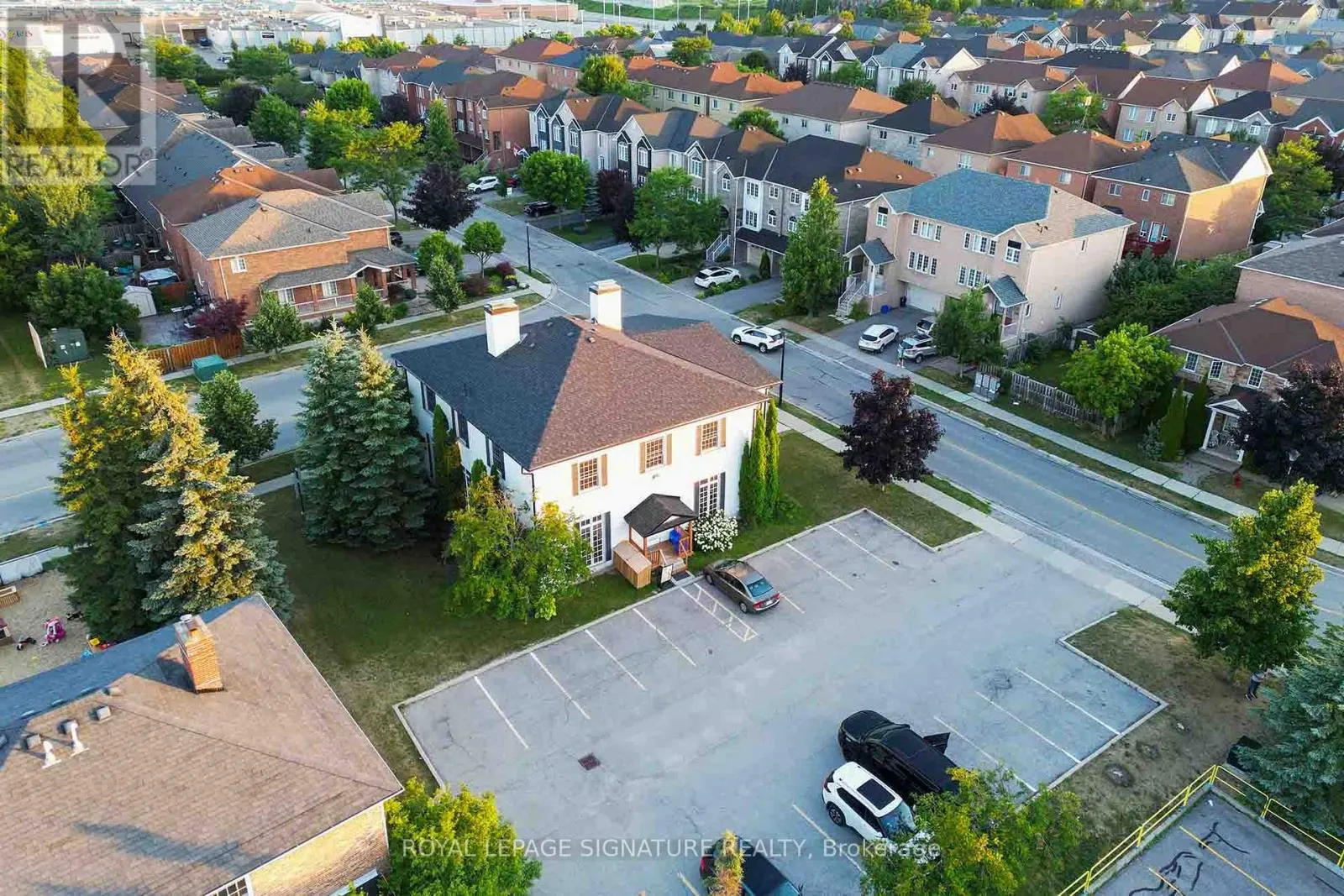 83 DAWSON MANOR BOULEVARD