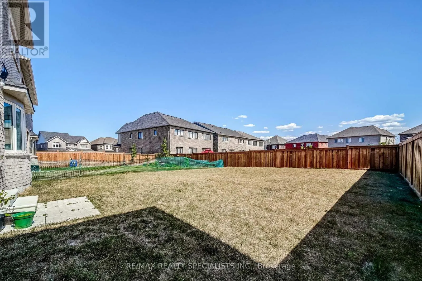 1698 CORSAL COURT