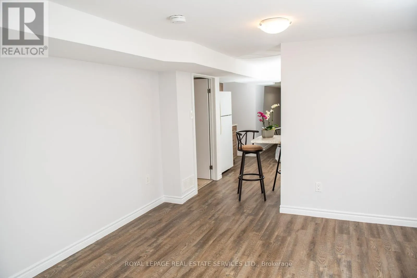 LOWER LEVEL - 5 MAPLE COURT