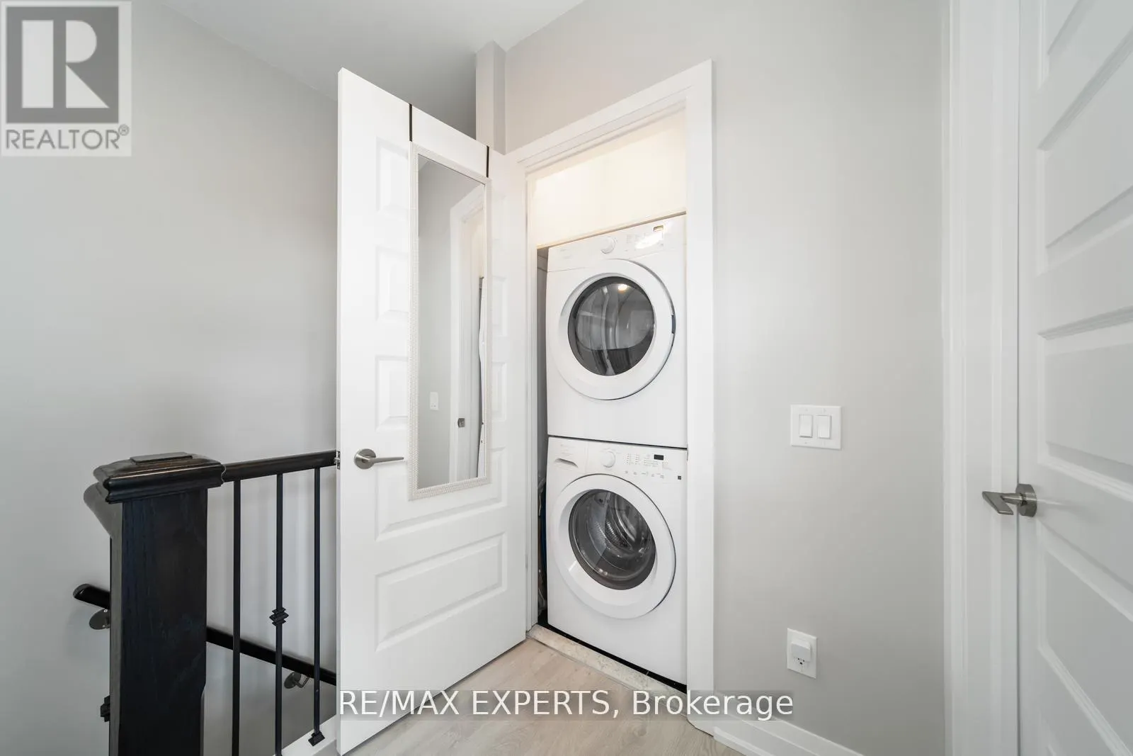 40 - 8167 KIPLING AVENUE