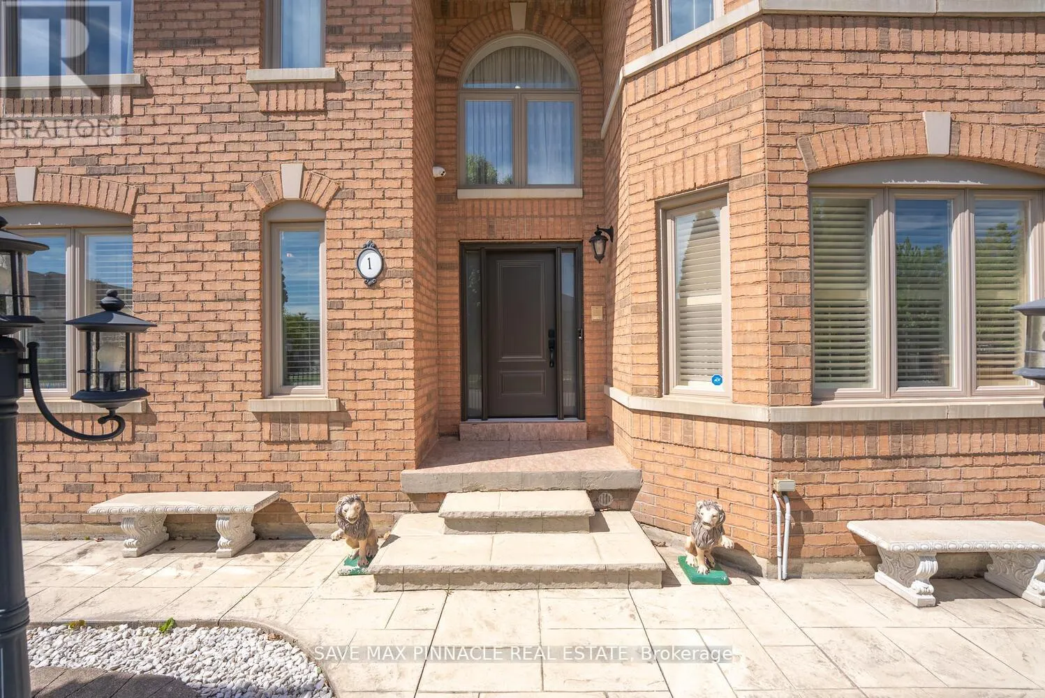 1 ASHTON DRIVE