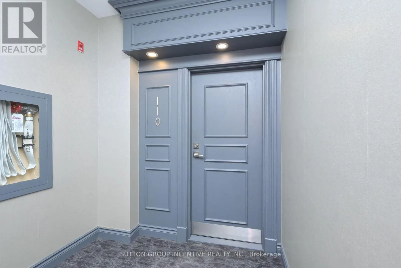 110 - 4 BRIAR HILL HEIGHTS