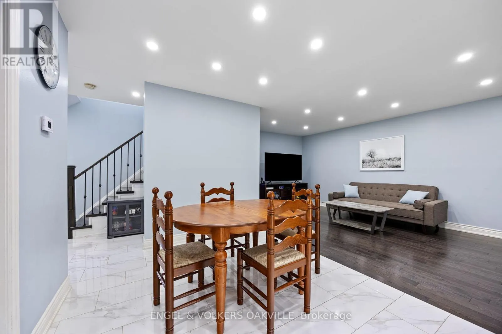 10 CRIEFF AVENUE