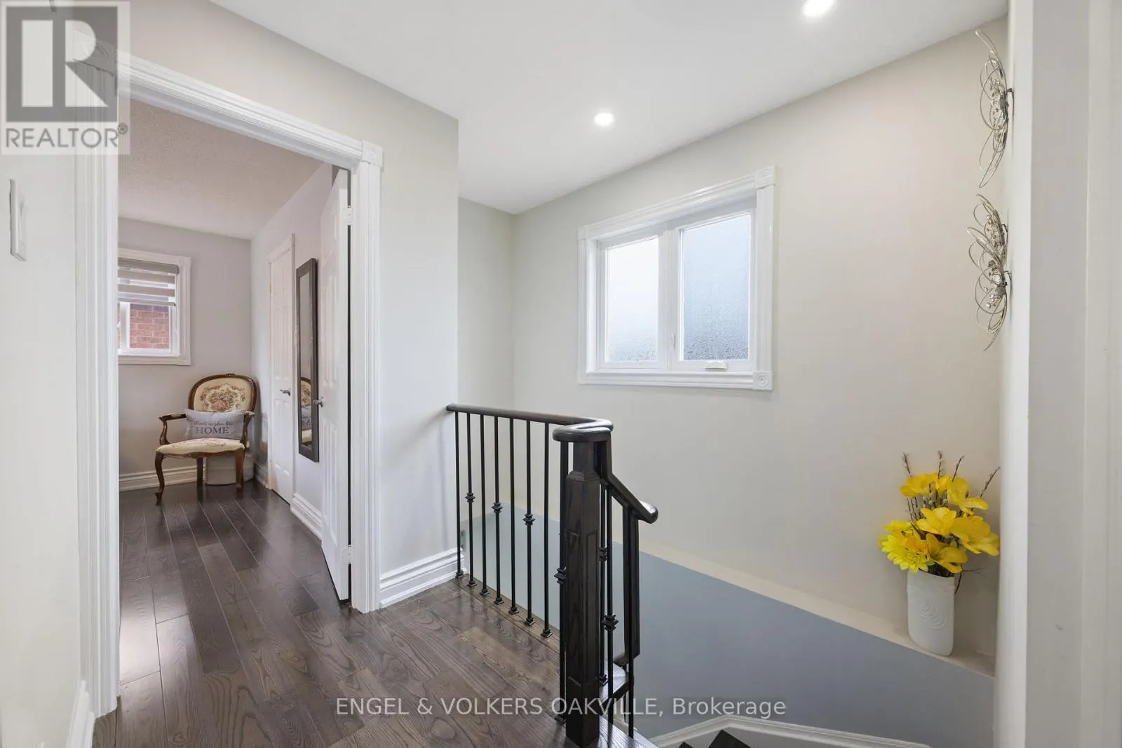 10 CRIEFF AVENUE