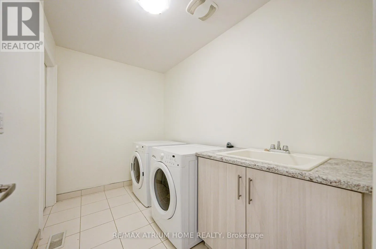 24 BRIARFIELD AVENUE