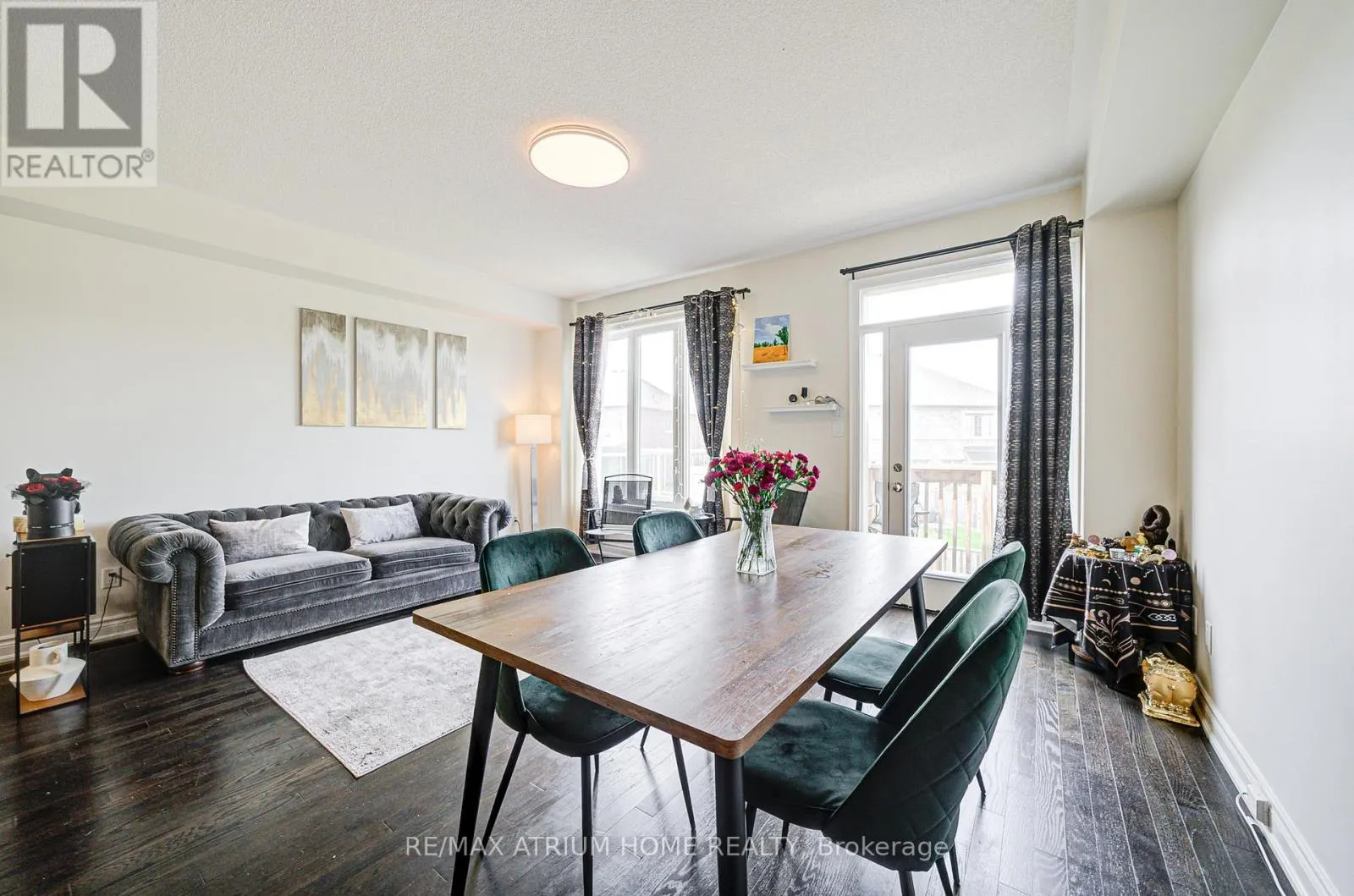 24 BRIARFIELD AVENUE
