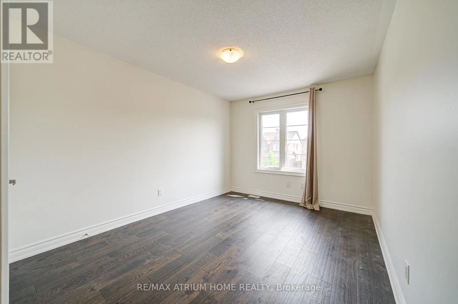 24 BRIARFIELD AVENUE