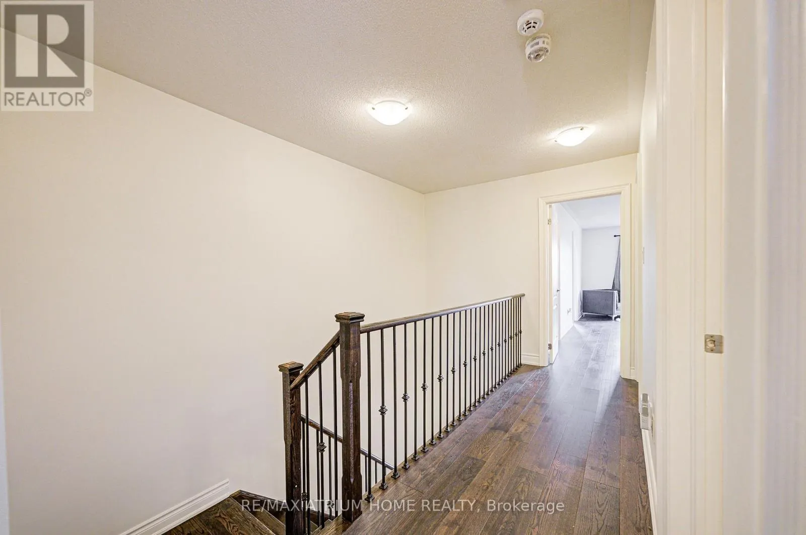 24 BRIARFIELD AVENUE