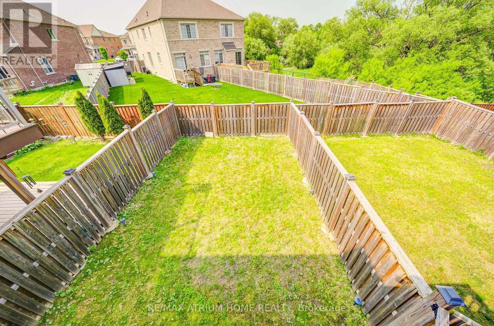 24 BRIARFIELD AVENUE