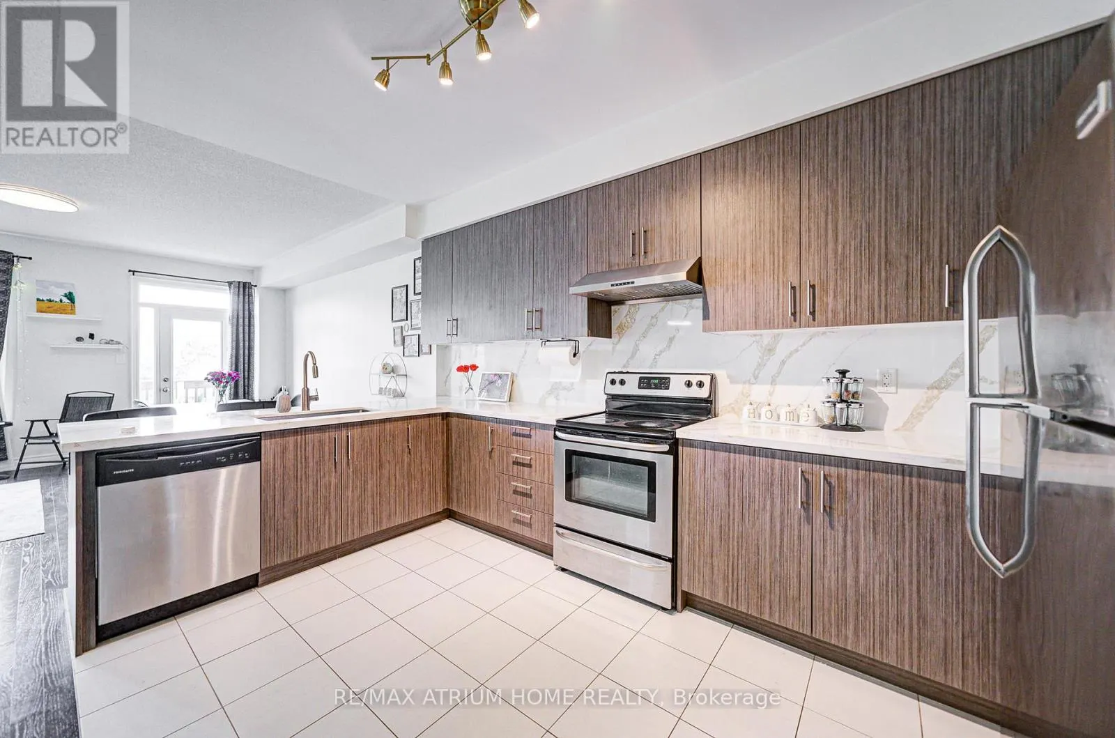 24 BRIARFIELD AVENUE