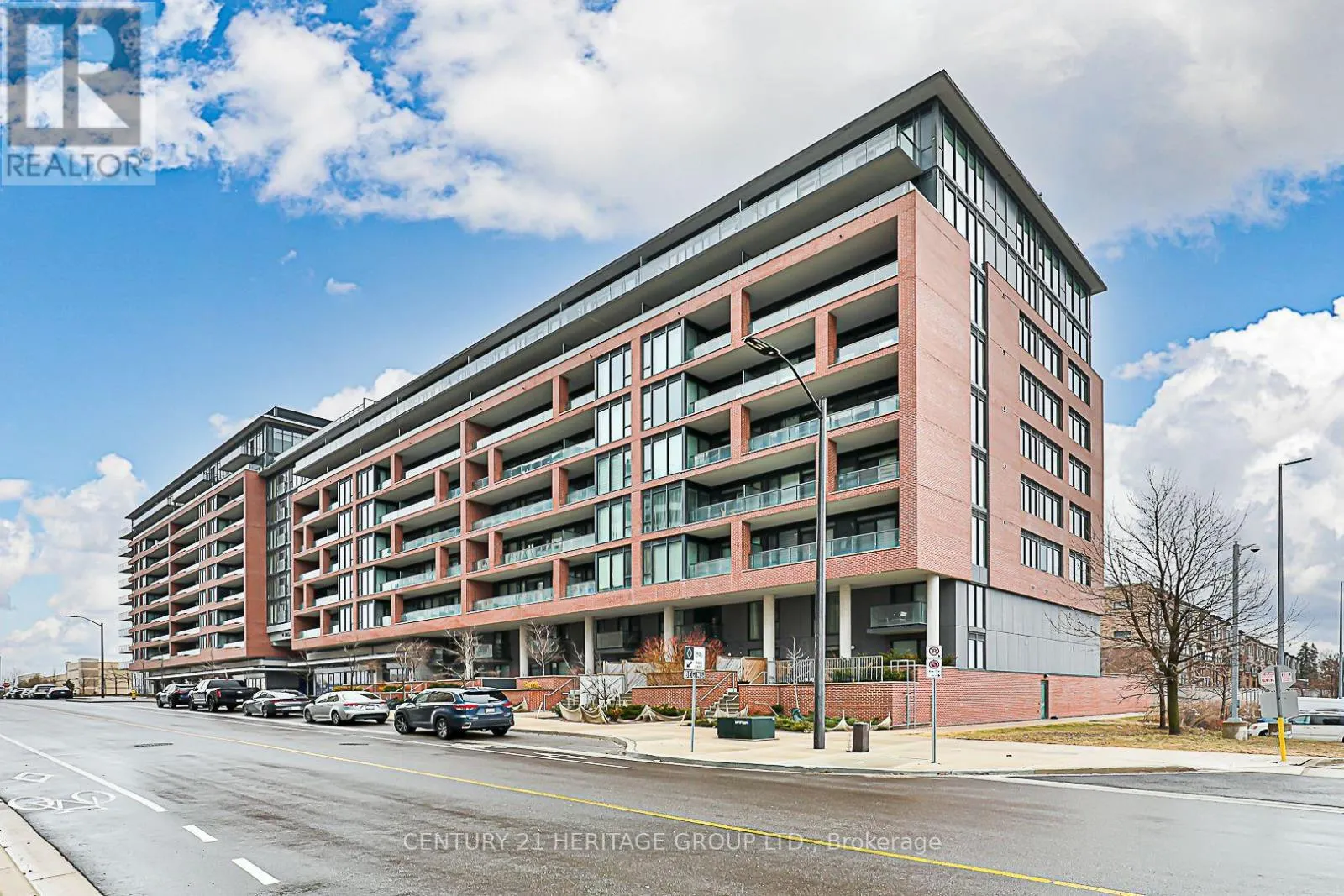 226 - 99 EAGLE ROCK WAY
