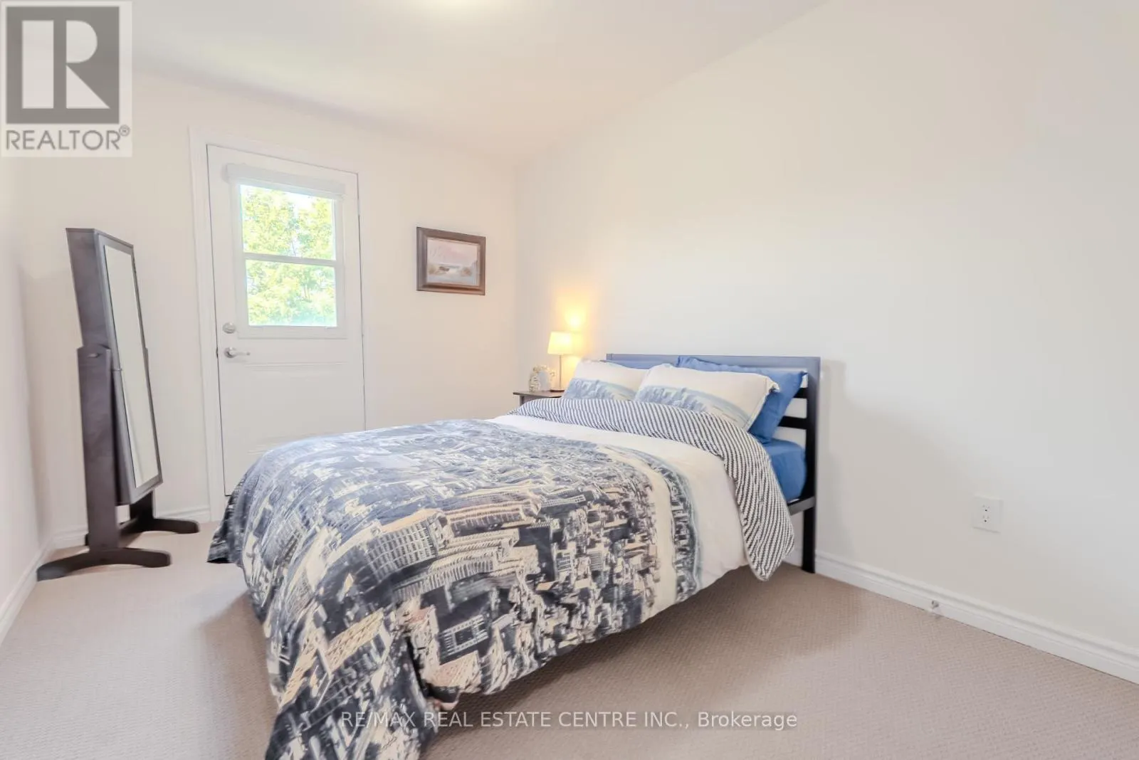 42 - 181 PARKTREE DRIVE