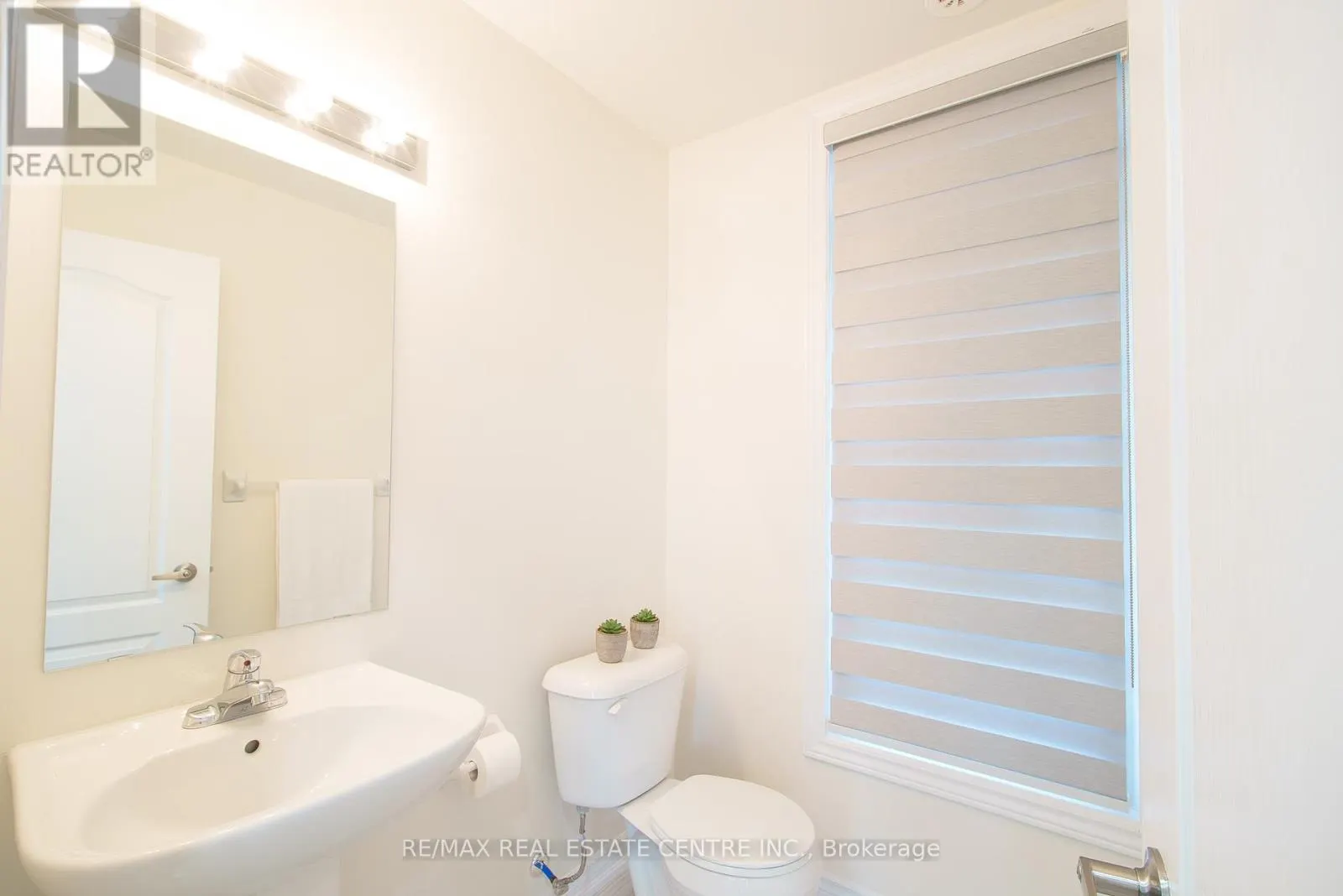 42 - 181 PARKTREE DRIVE