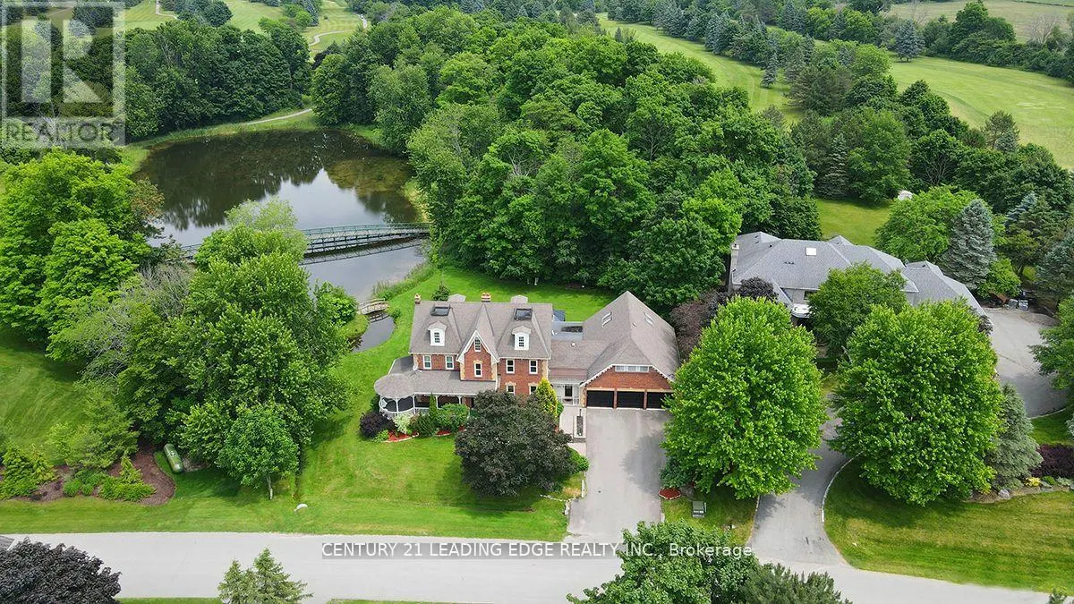7 MAPLE VIEW LANE
