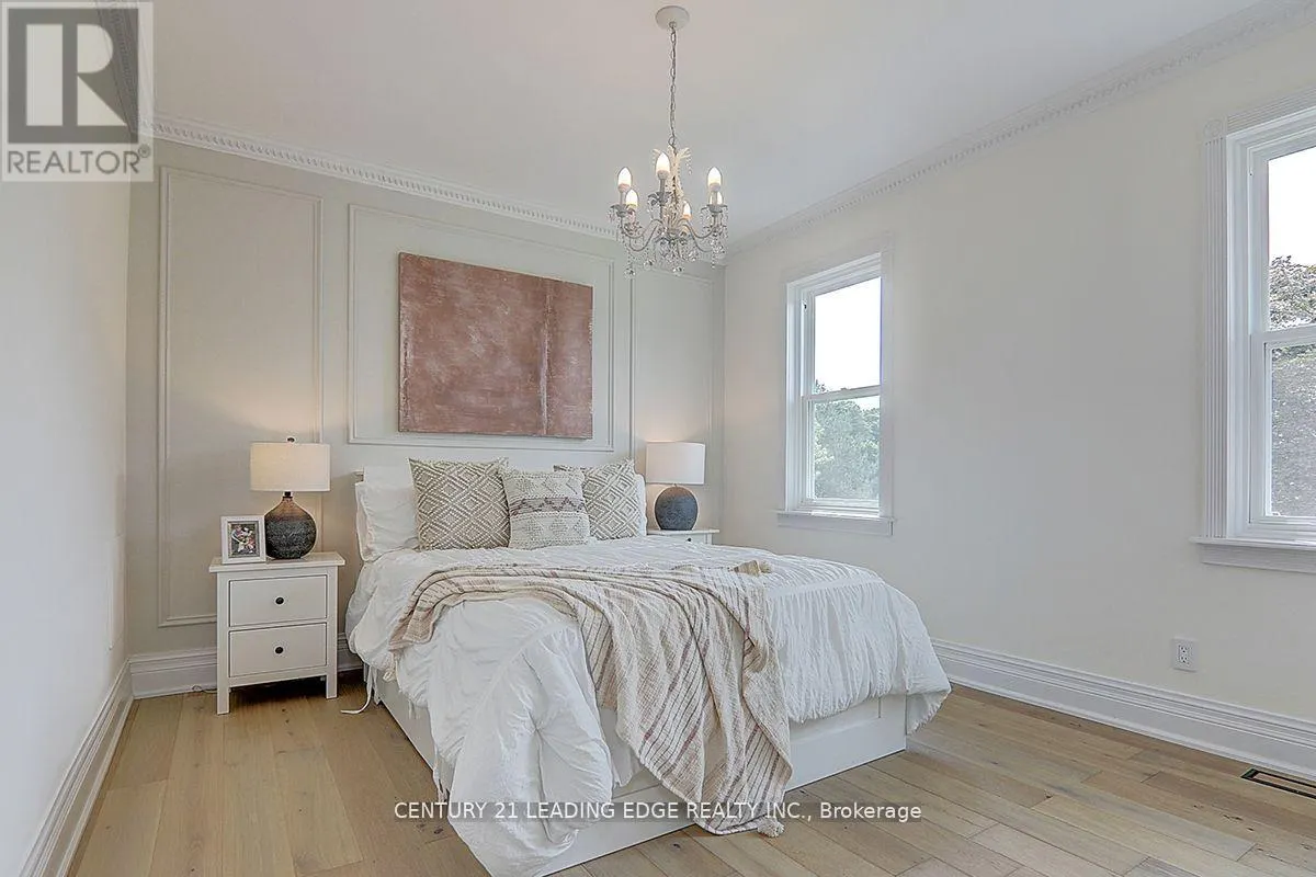 7 MAPLE VIEW LANE