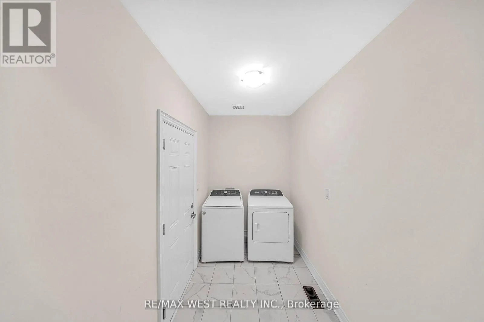 8 ANDRESS WAY