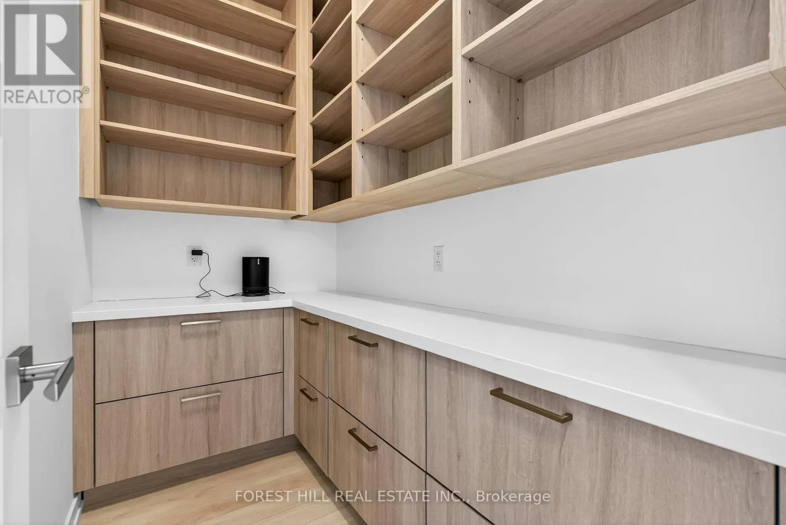3756 FERRETTI COURT