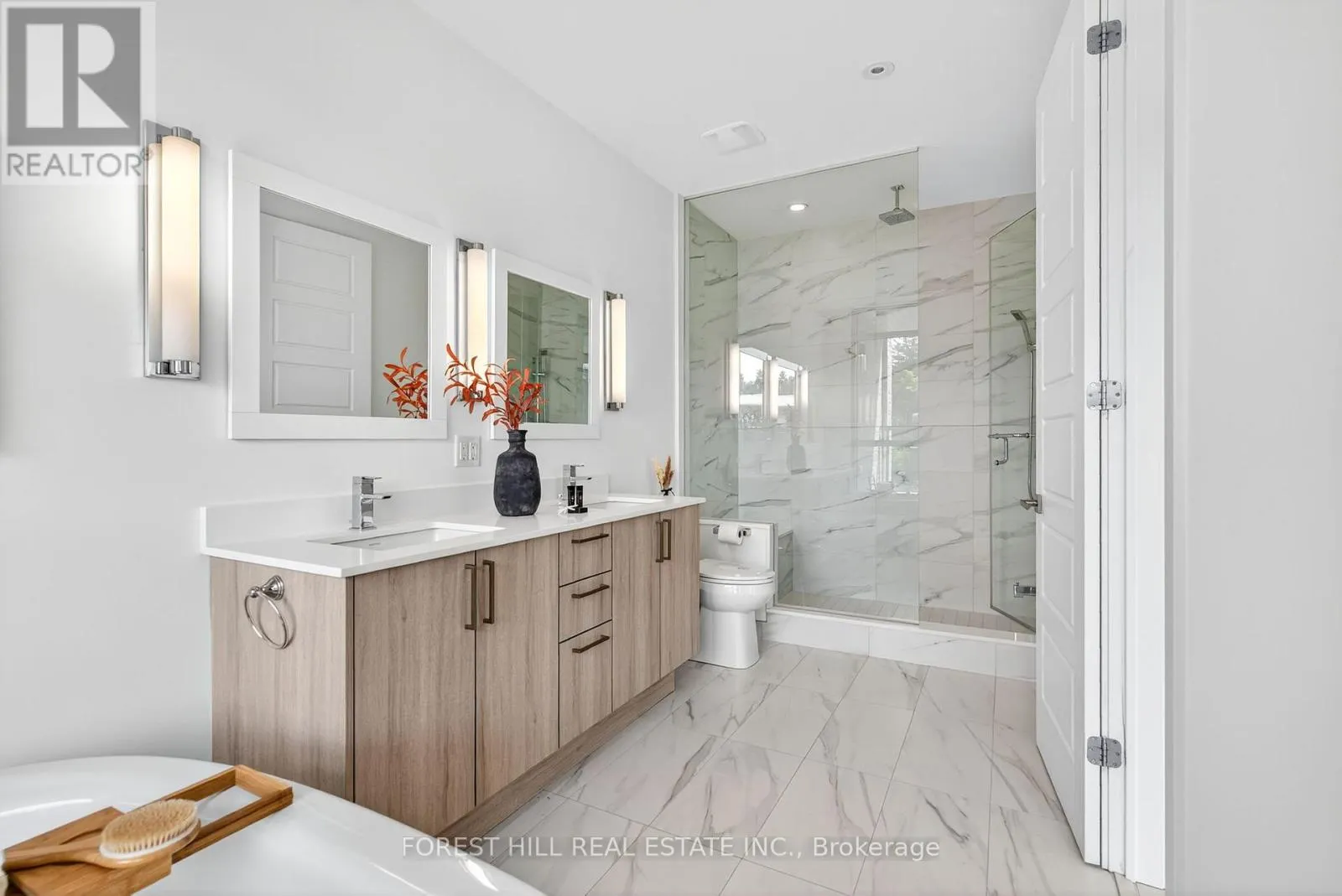 3756 FERRETTI COURT