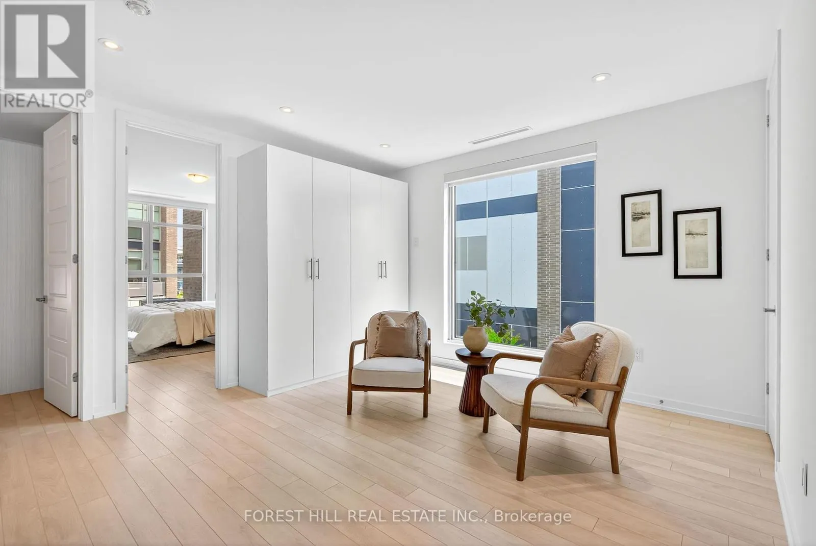 3756 FERRETTI COURT