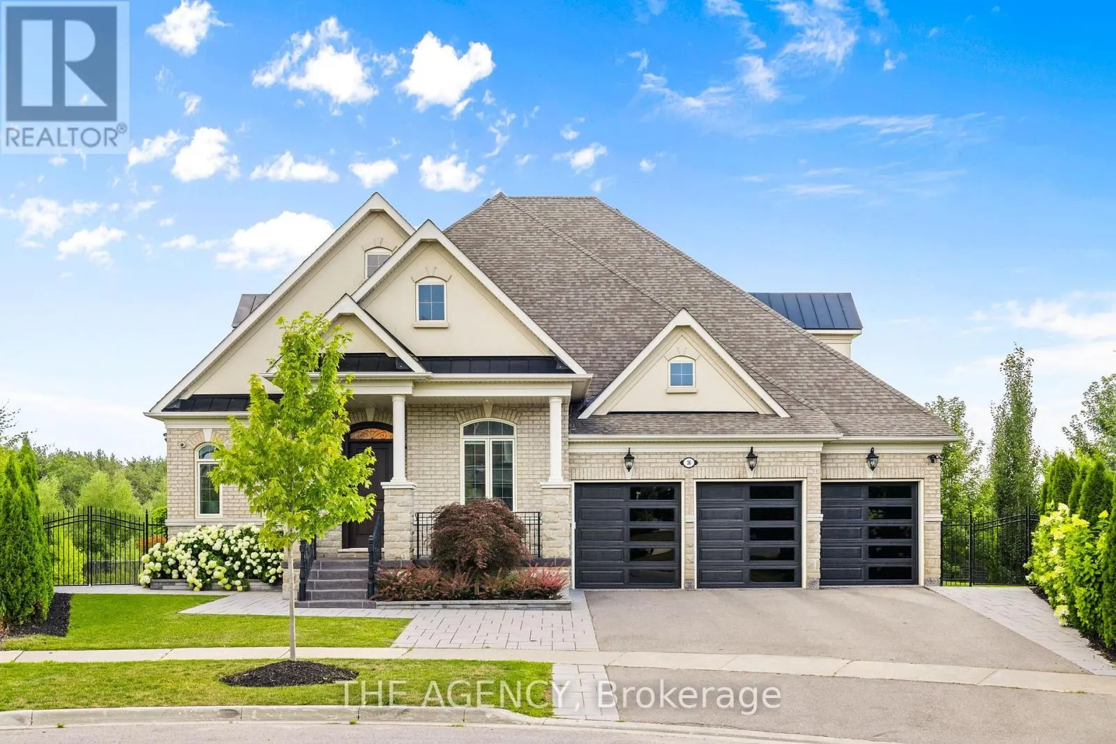 36 CHUCK ORMSBY CRESCENT